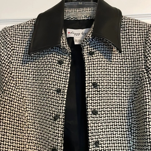 Dizzy Lizzie NWT women’s black and white jacket size XS - Picture 2 of 11